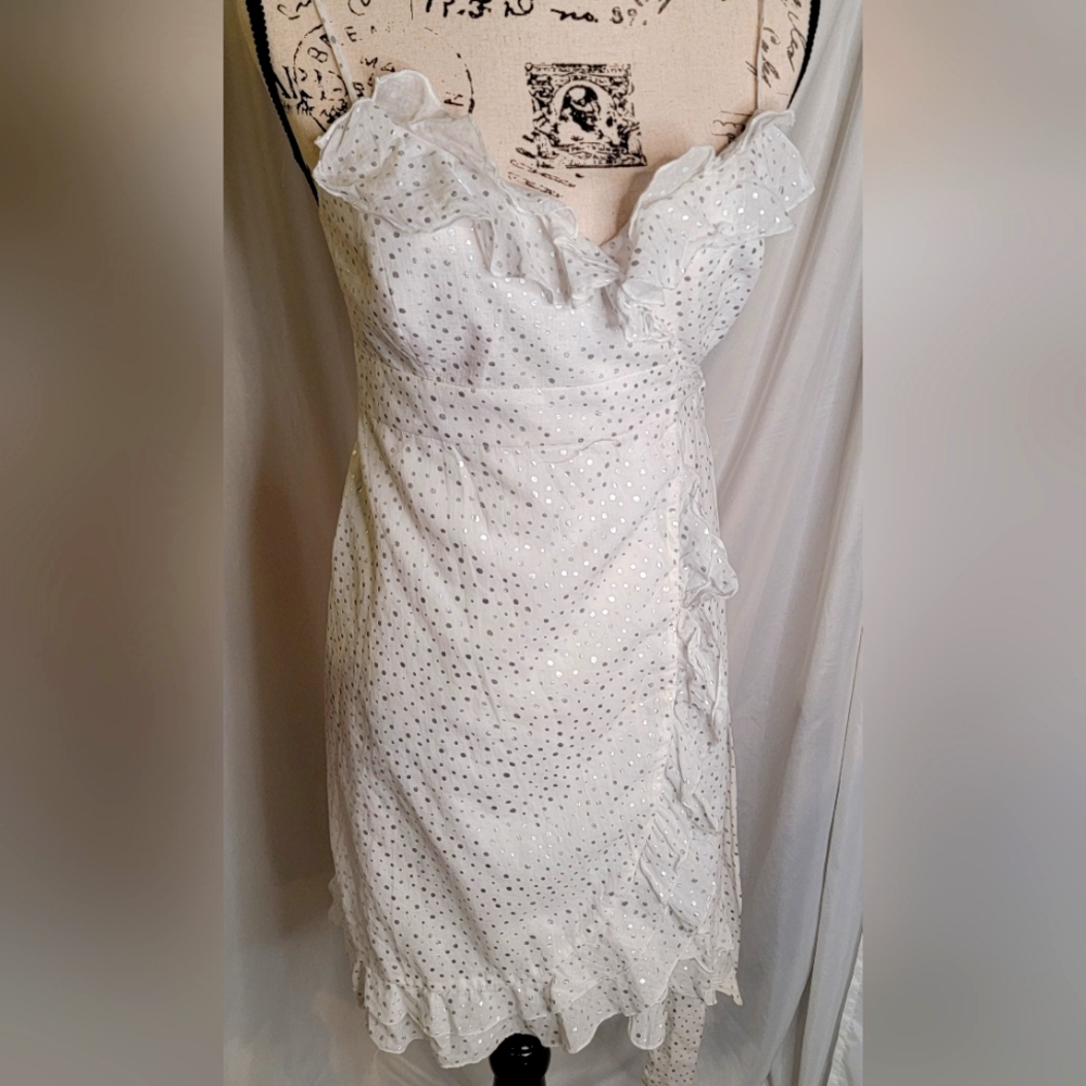Betsey Johnson white wrap polka dot dress size 6